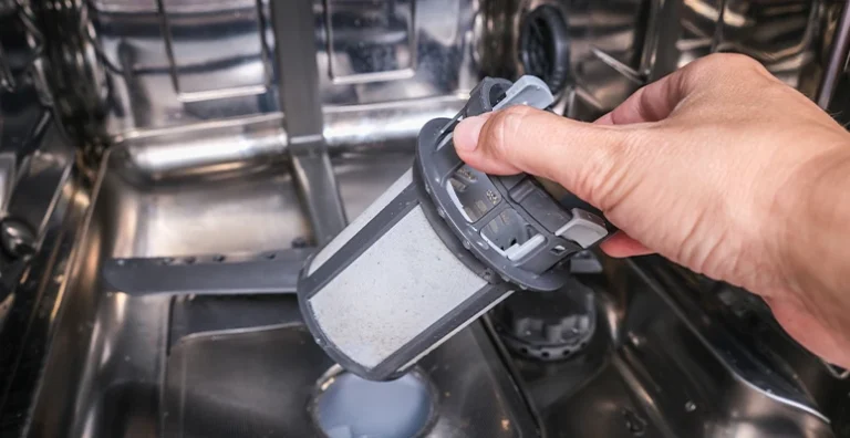 Lava-Louças Faz Barulho: É Normal?Quando se Preocupar