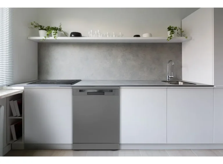 LAVA-LOUCAS MIDEA 14 SERVICOS EMBUTIDA NO MOVEL PLANEJADO